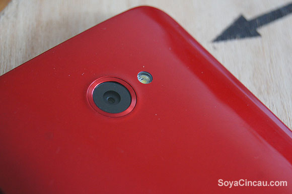 130313-htc-butterfly-review-18