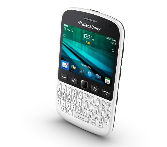 130813-blackberry-9720