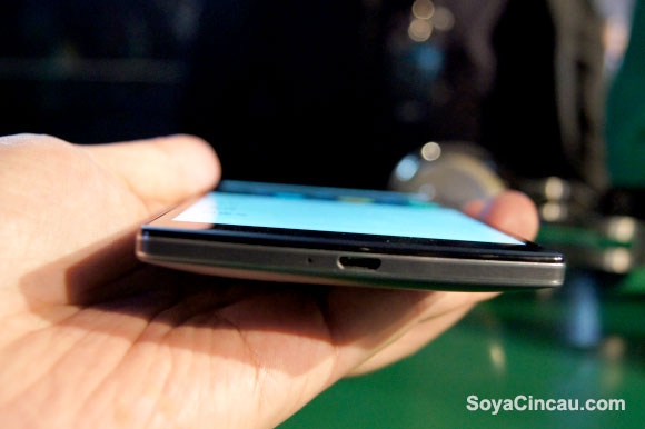 140319-oppo-find-7a-hands-on-04