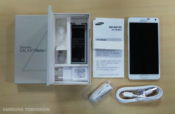 140926-samsung-galaxy-note-4-unboxed-01