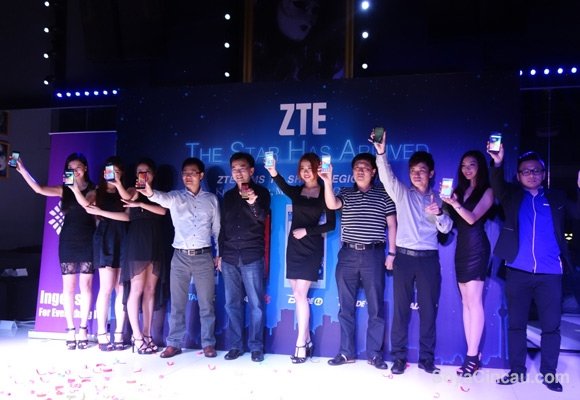 141023-zte-malaysia-5-smartphone-launch