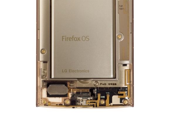 141230-firefox-LG-Fx0-transparent-smartphone-03