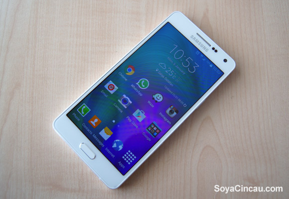 150108-samsung-galaxy-a5-review-01