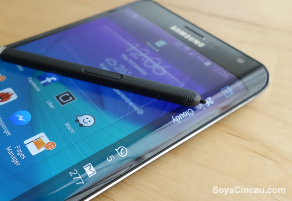 150205-samsung-galaxy-note-edge-review-2