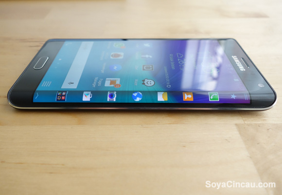 150205-samsung-galaxy-note-edge-review-6