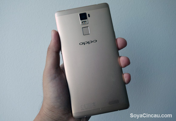 150716-oppo-r7-plus-in-store-hands-on-malaysia