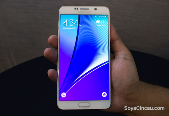 150813-samsung-unpacked-galaxy-note-5-hands-on-01