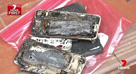 161021-apple-iphone-7-fire-burned-car-01